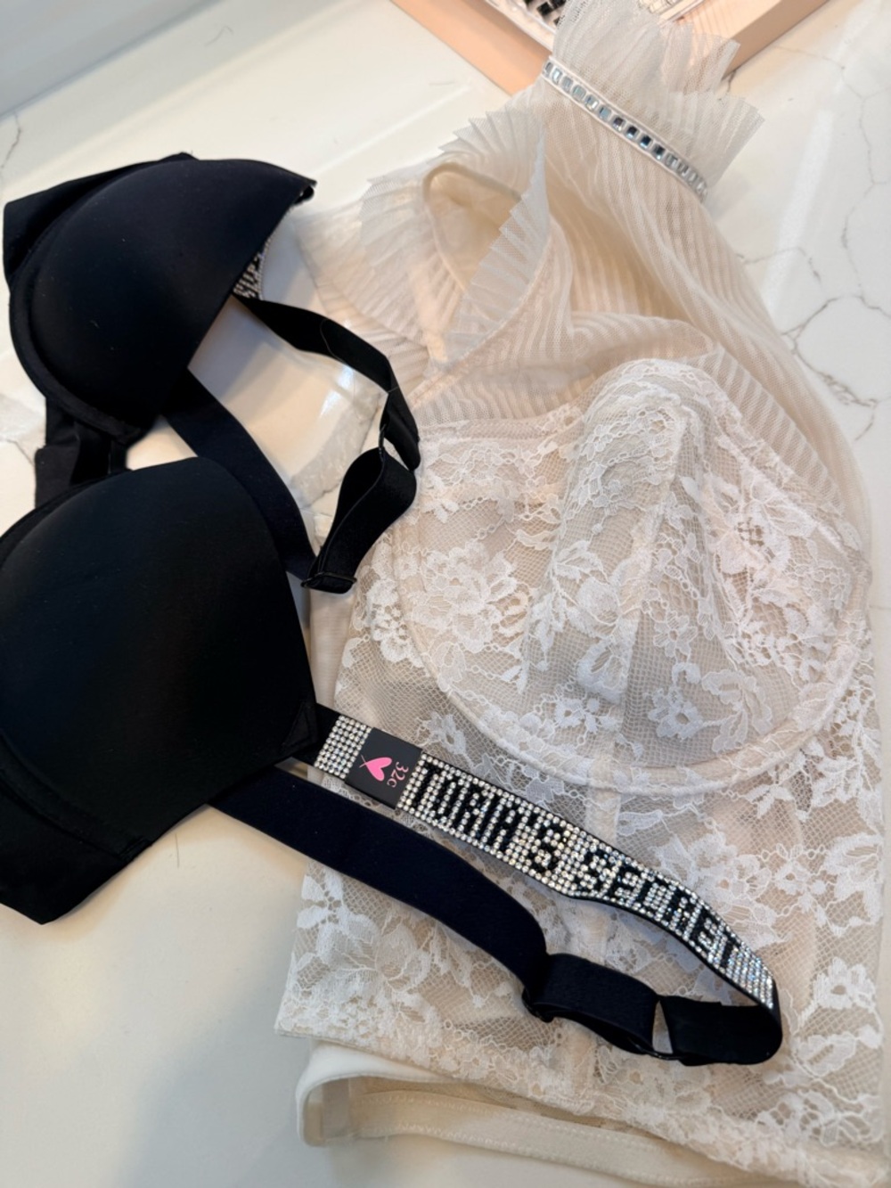 2 pk. Victoria's Secret Black Bra with Rhinestone Logo Band 32c and blouse 36D